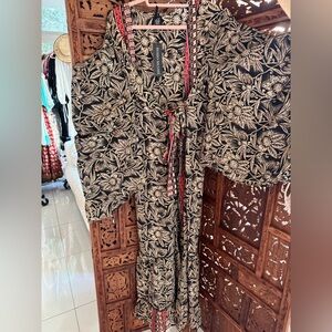 Elegant Paisley Print Kimono